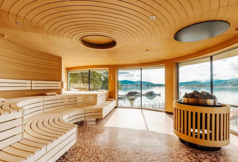 Отель Schloss Seefels