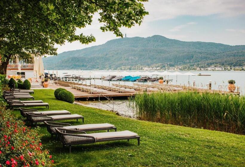 Отель Schloss Seefels