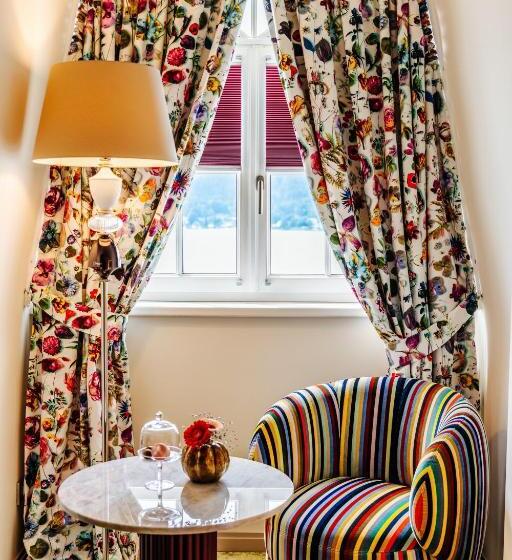 Отель Schloss Seefels