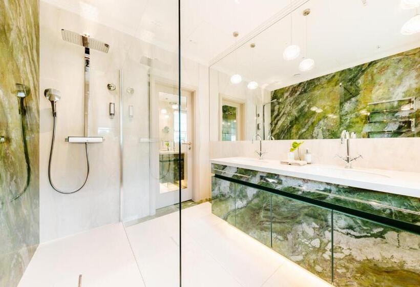 هتل Schloss Seefels