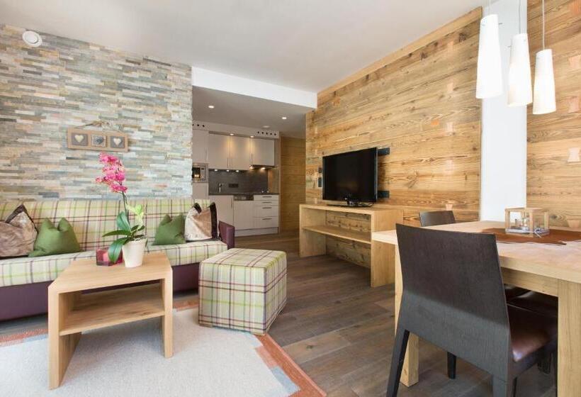 فندق Schwarzer Adler   Sport & Spa