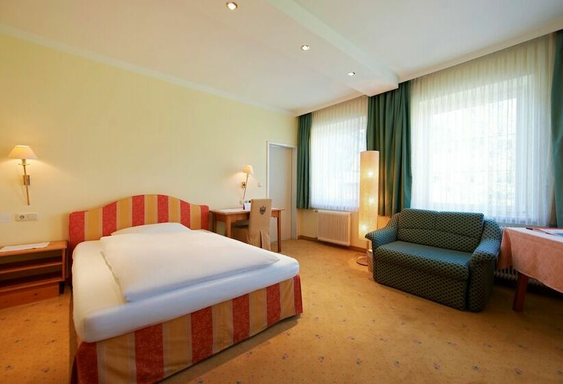 فندق Schwarzer Adler   Sport & Spa