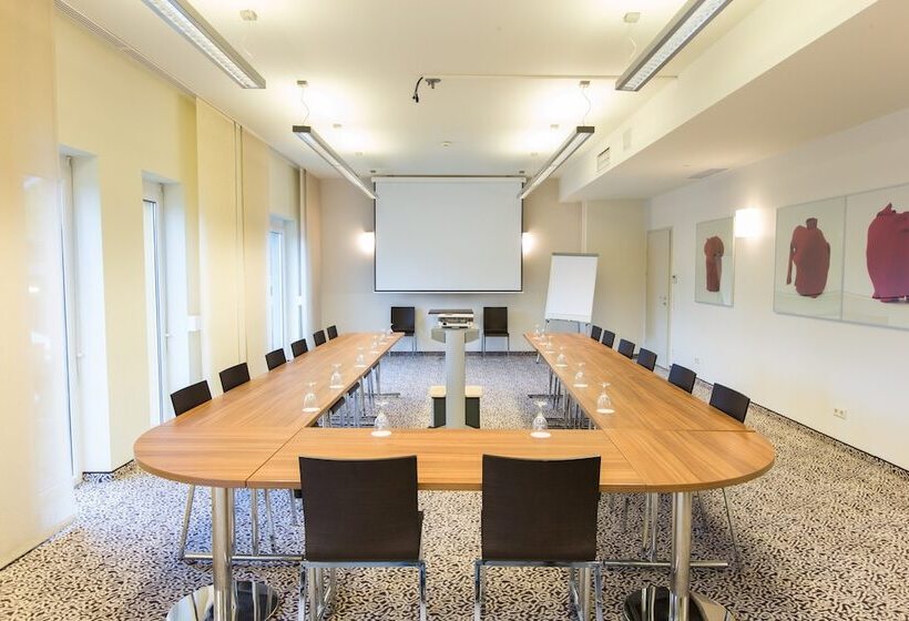 Отель Süd Graz