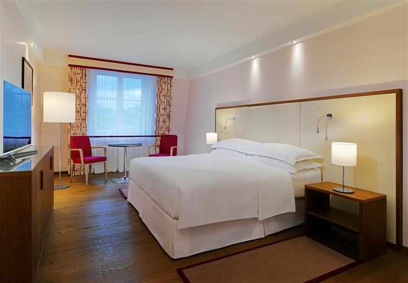 ホテル Sheraton Grand Salzburg