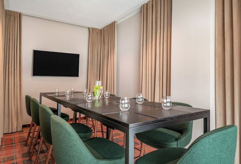 ホテル Sheraton Grand Salzburg