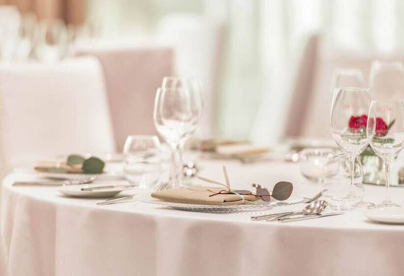 ホテル Sheraton Grand Salzburg