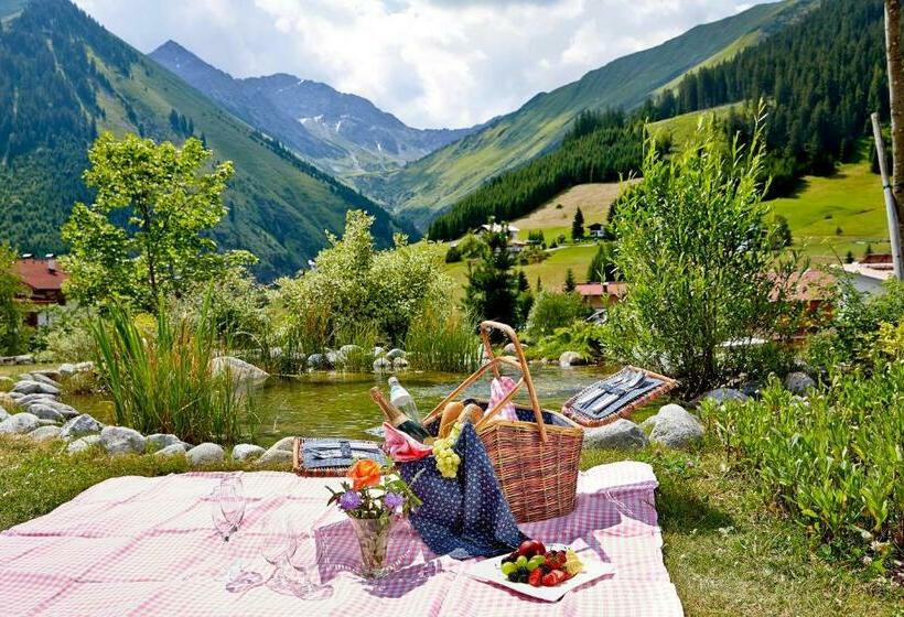 בית מלון כפרי Singer – Relais & Châteaux