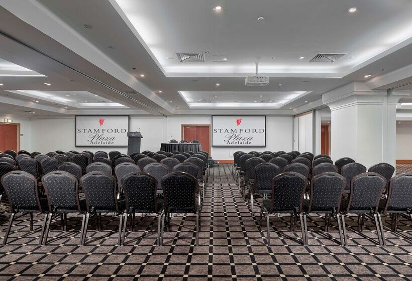 ホテル Stamford Plaza Adelaide