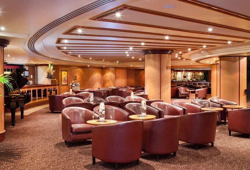 ホテル Stamford Plaza Adelaide