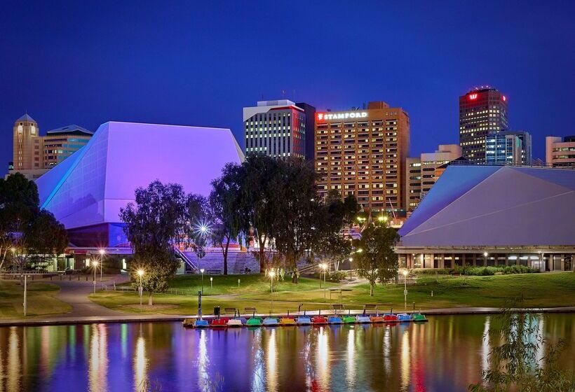 ホテル Stamford Plaza Adelaide