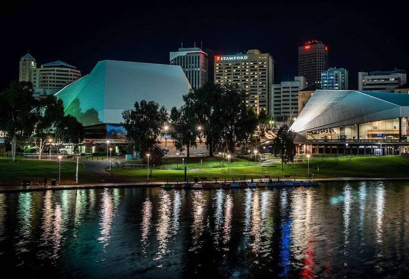 ホテル Stamford Plaza Adelaide