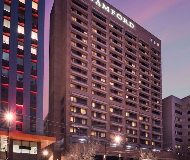 ホテル Stamford Plaza Adelaide