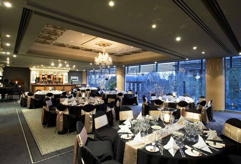 ホテル Stamford Plaza Adelaide