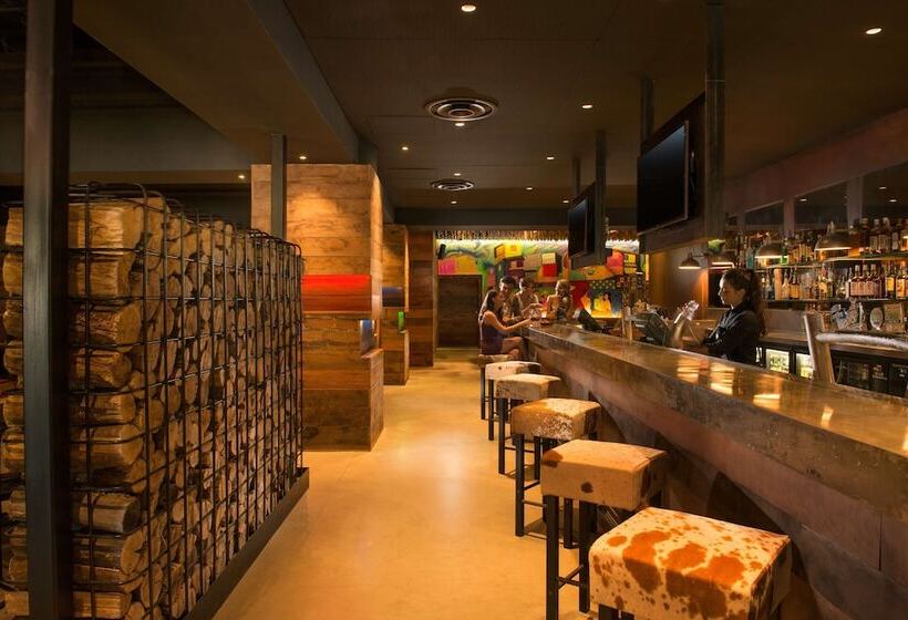 ホテル Stamford Plaza Adelaide