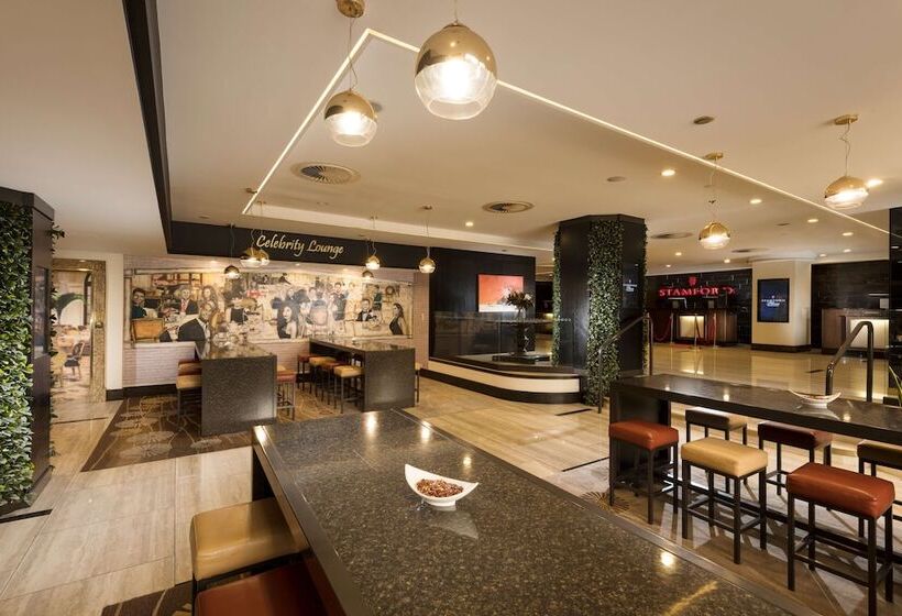 ホテル Stamford Plaza Adelaide