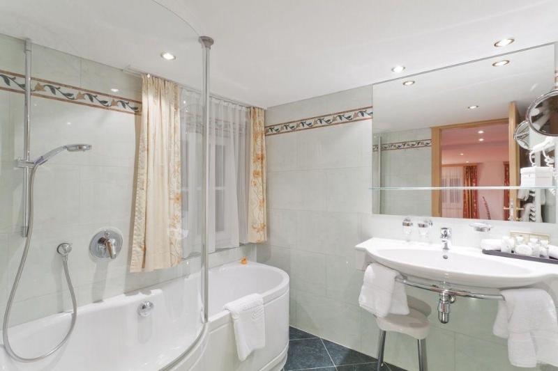 Отель Tannbergerhof Im Zentrum Von Lech