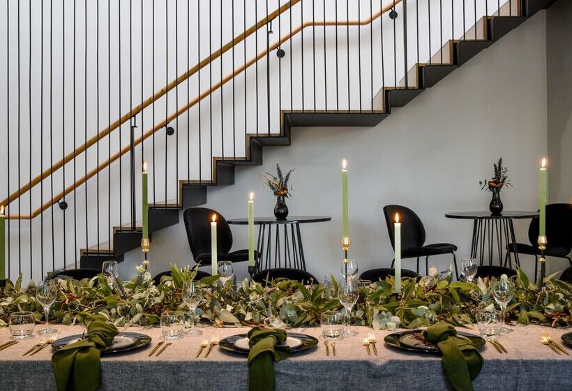 The Terrace Hotel Adelaide