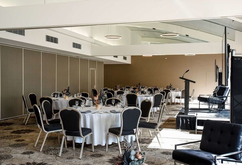 The Terrace Hotel Adelaide