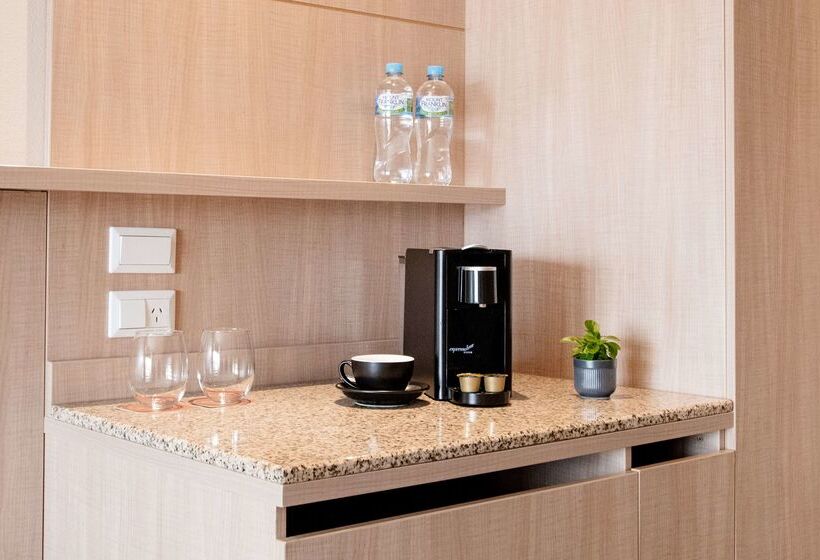 The Terrace Hotel Adelaide