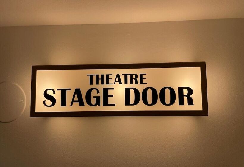 Theaterhotel & Suites Wien