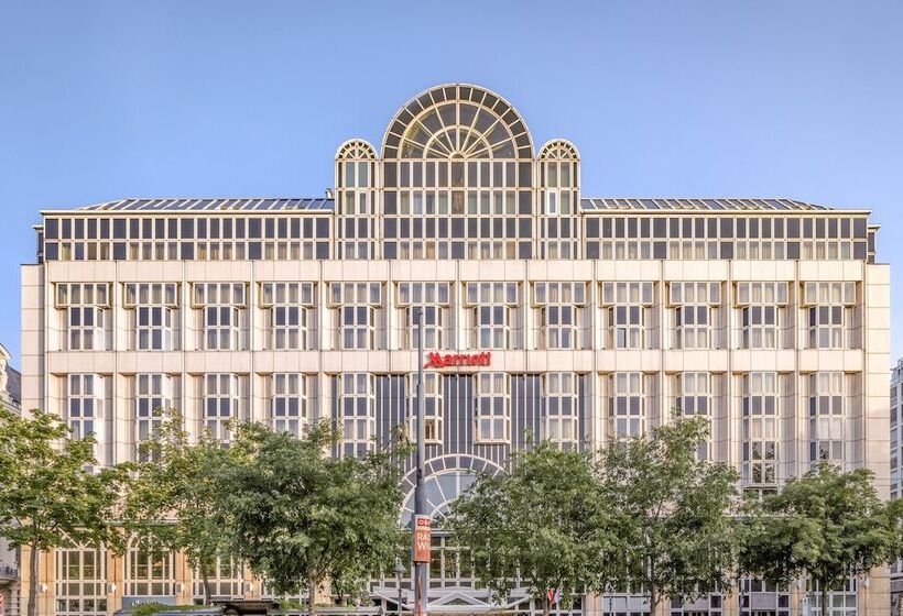 هتل Vienna Marriott