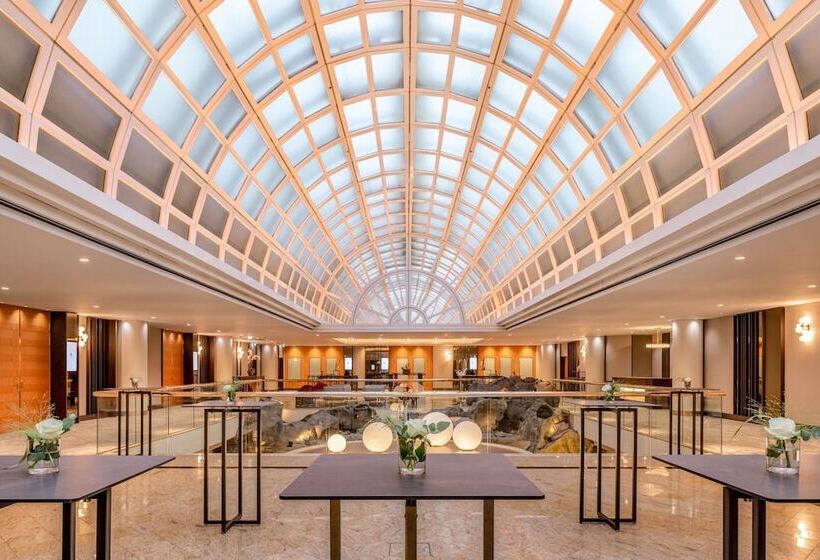 هتل Vienna Marriott