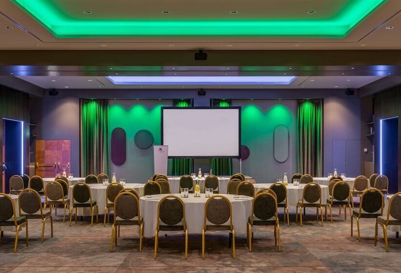 هتل Vienna Marriott