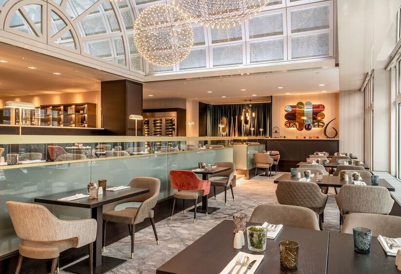 هتل Vienna Marriott