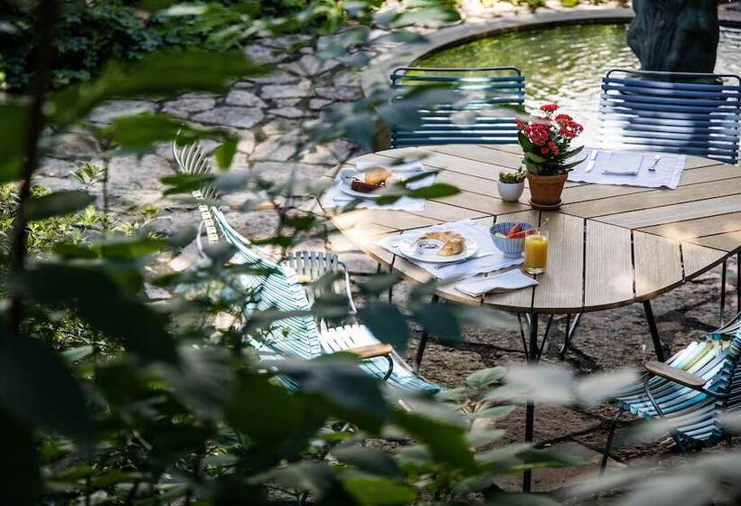 Boutique Hotel & Villa Auersperg