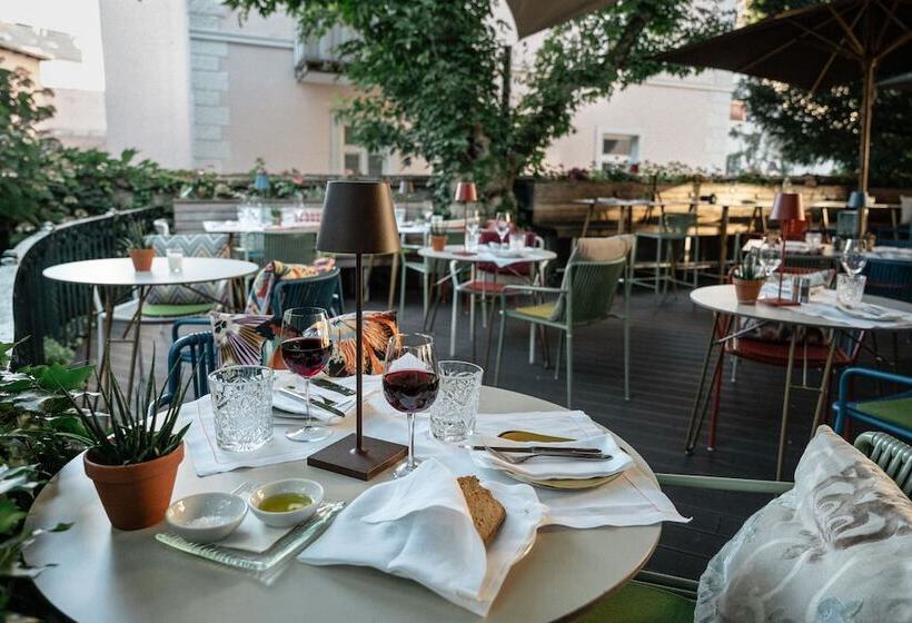 Boutique Hotel & Villa Auersperg