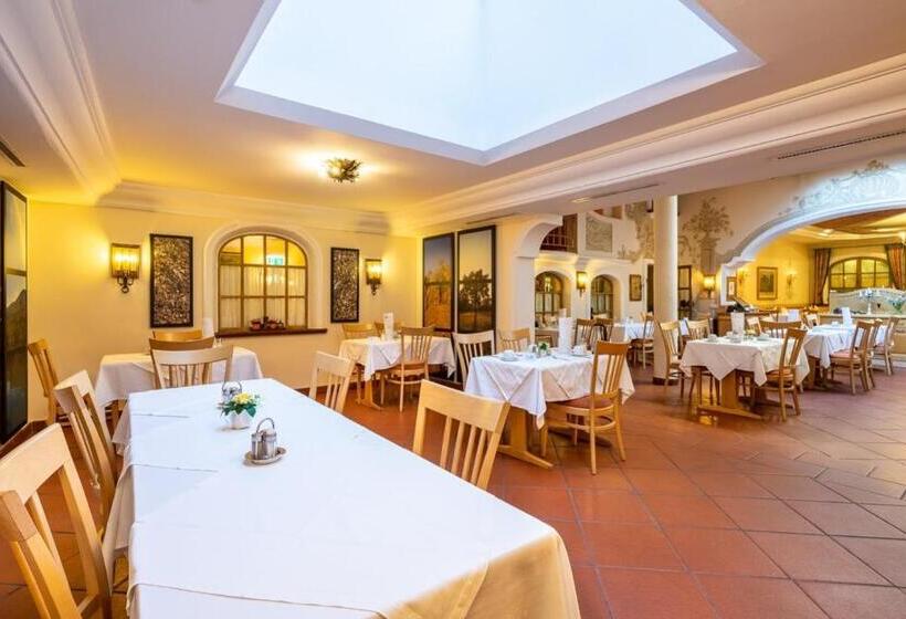 فندق Zum Schwarzen Bären