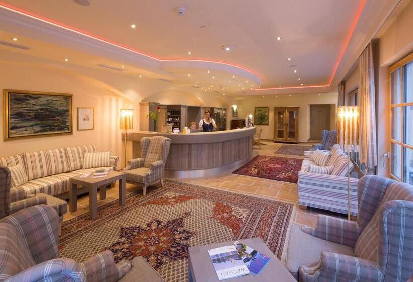 فندق Zum Schwarzen Bären