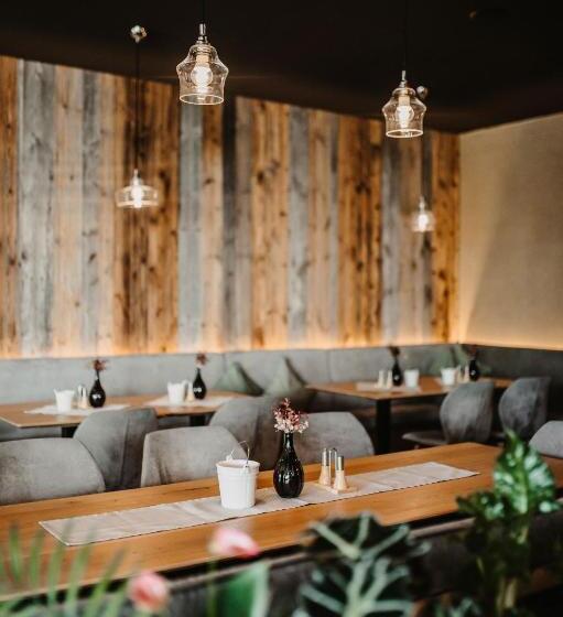 Landhotel Laudersbach