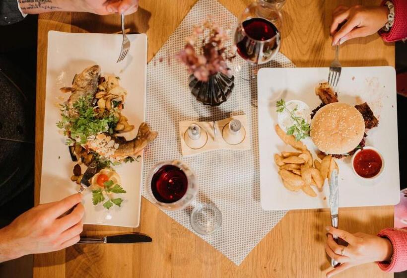 Landhotel Laudersbach