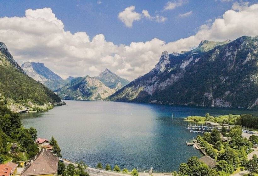 Landhotel Post Ebensee Am Traunsee S