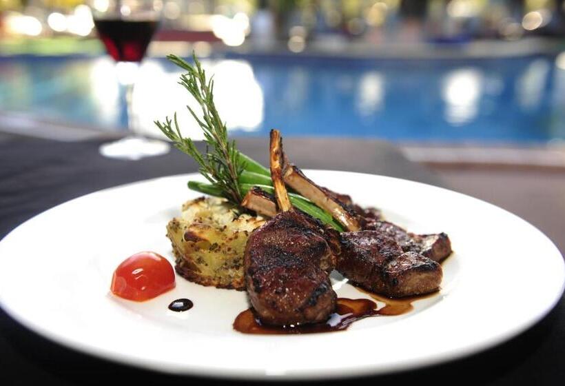 Mercure Alice Springs Resort