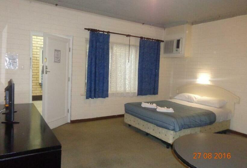 فندق على الطريق Adelaide Backpackers Hindley St