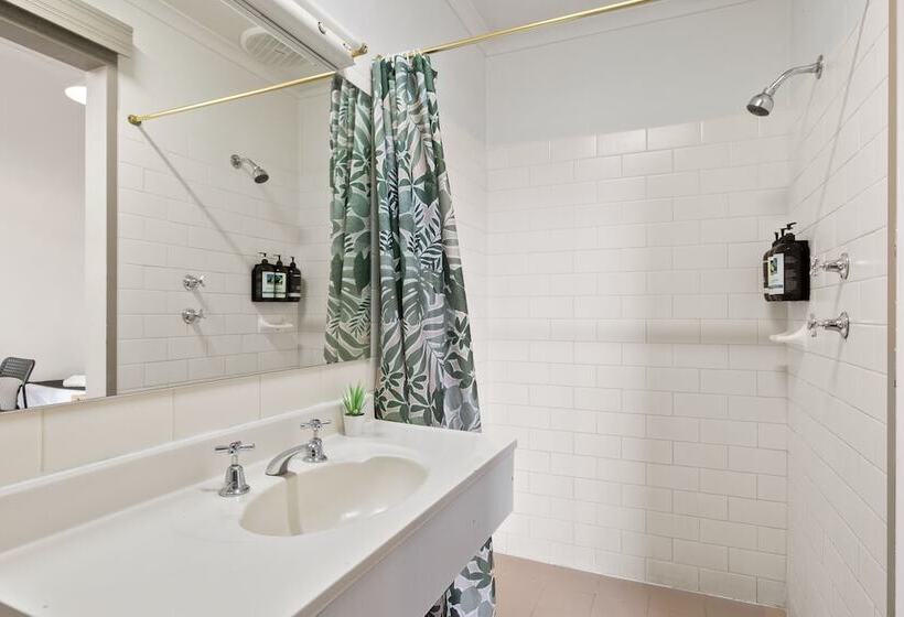 فندق على الطريق Adelaide Paringa