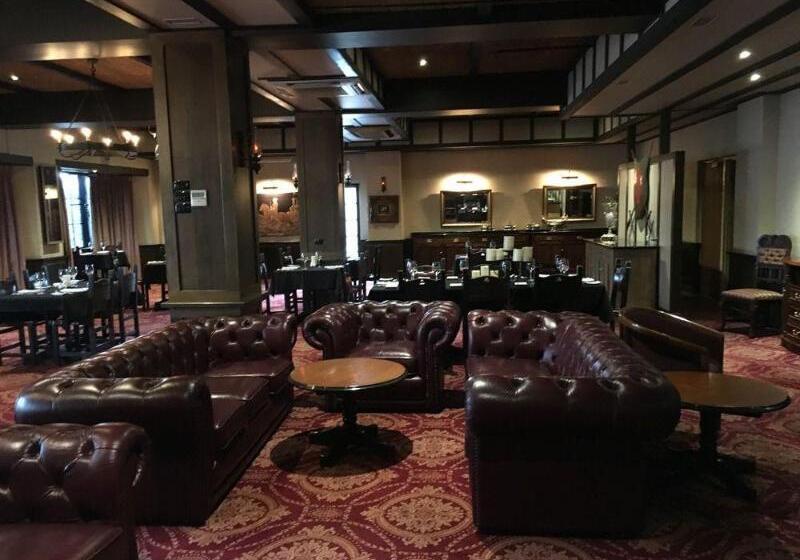 مُتل Albury Manor House