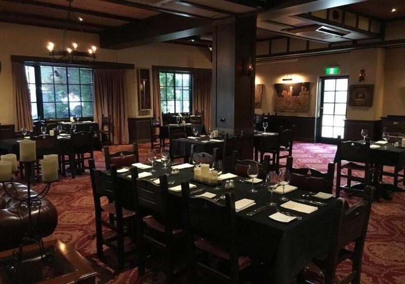 مُتل Albury Manor House