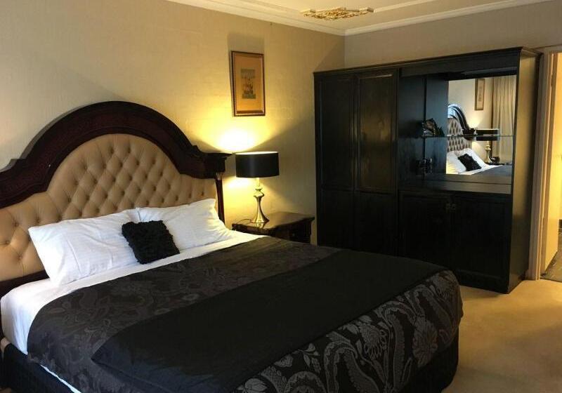 مُتل Albury Manor House