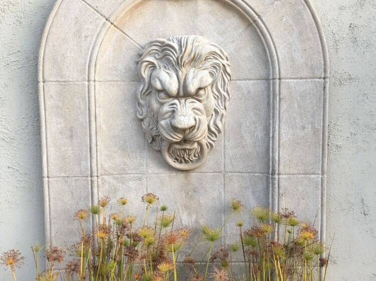 مُتل Albury Manor House