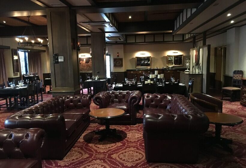 مُتل Albury Manor House