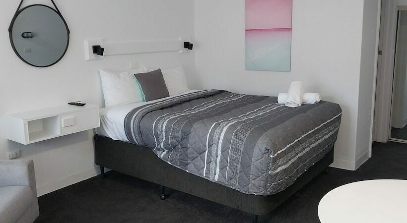 مُتل Commodore Motor Inn