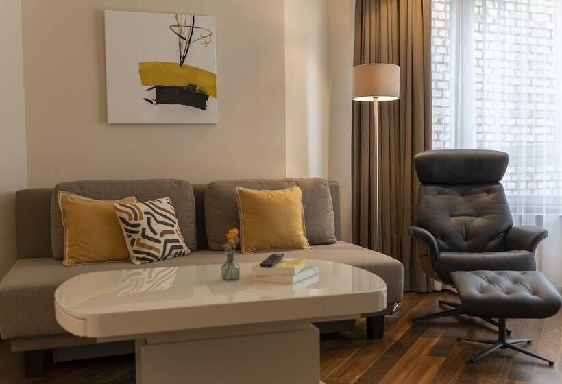 هتل Pakat Residences