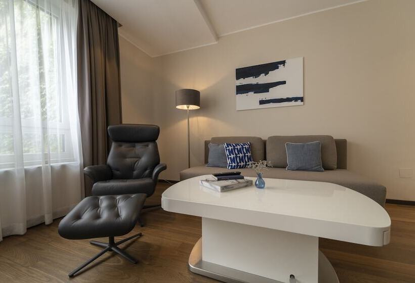 هتل Pakat Residences