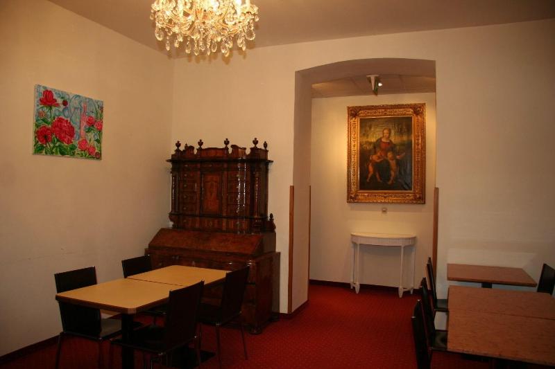 پانسیون Urban Rooms Rathaus   Self Check In