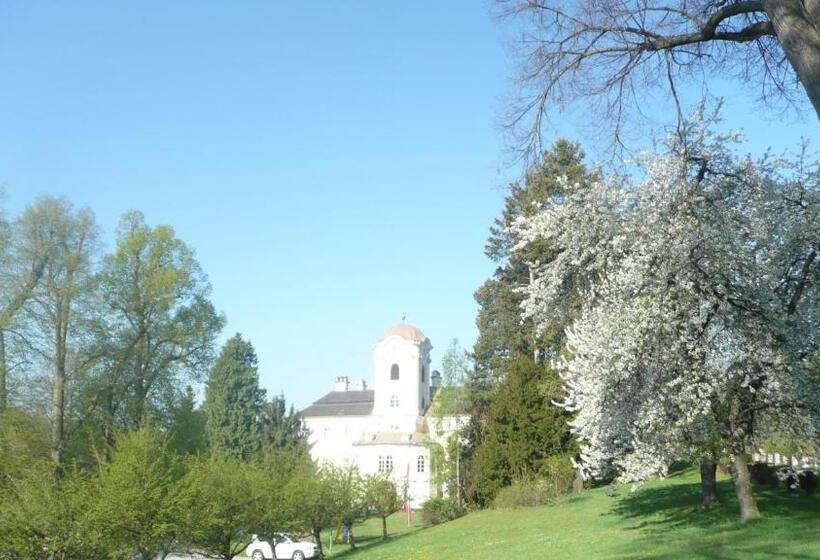 Schlosshotel Rosenau Superior
