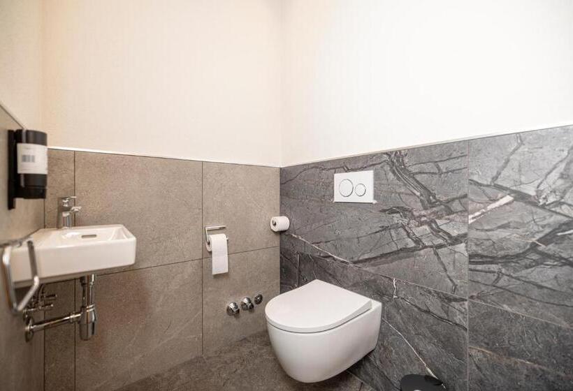 Thermal Badhotel Kirchler