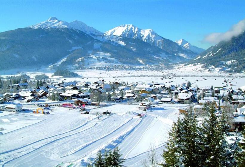 Tirolerhof   Familotel Zugspitze